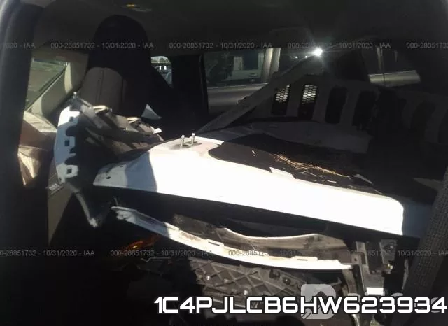 1C4PJLCB6HW623934 фото 9