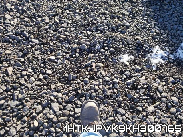 1HTKJPVK9KH300765 фото 3