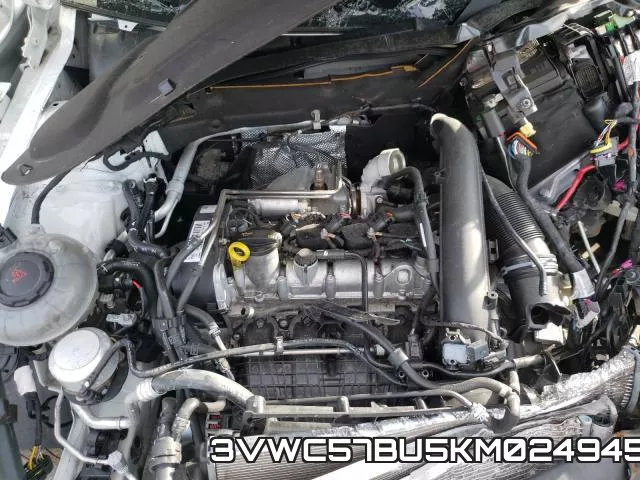 3VWC57BU5KM024945 фото 5
