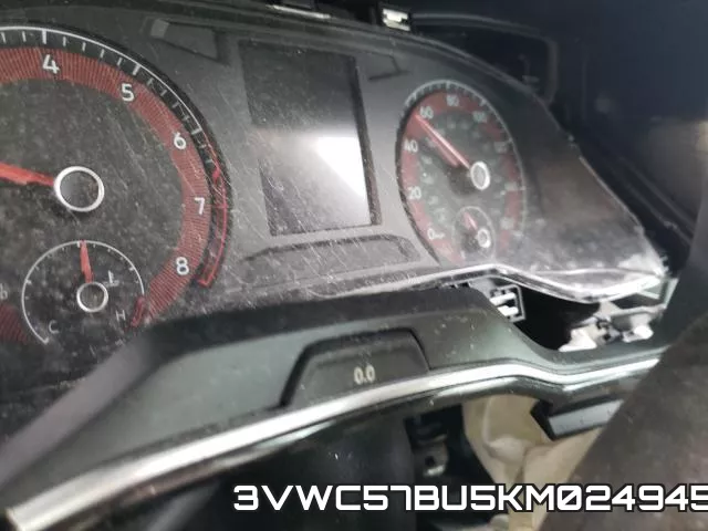 3VWC57BU5KM024945 фото 6