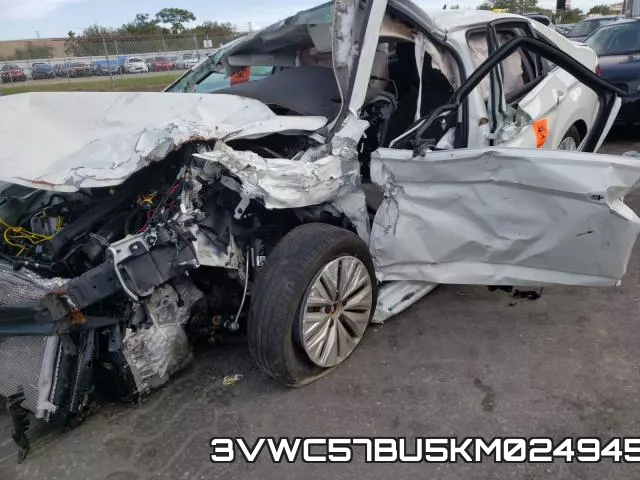 3VWC57BU5KM024945 фото 7