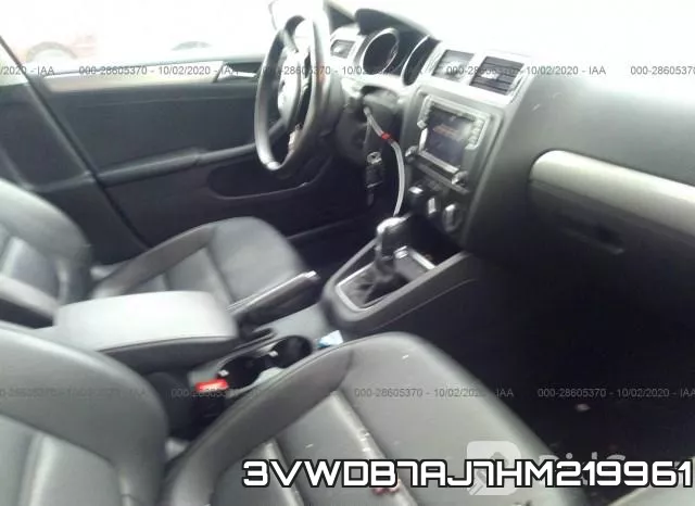 3VWDB7AJ7HM219961 фото 6
