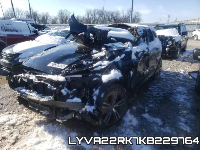 LYVA22RK7KB229764 фото 3