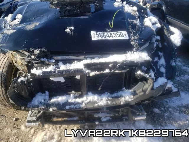 LYVA22RK7KB229764 фото 8