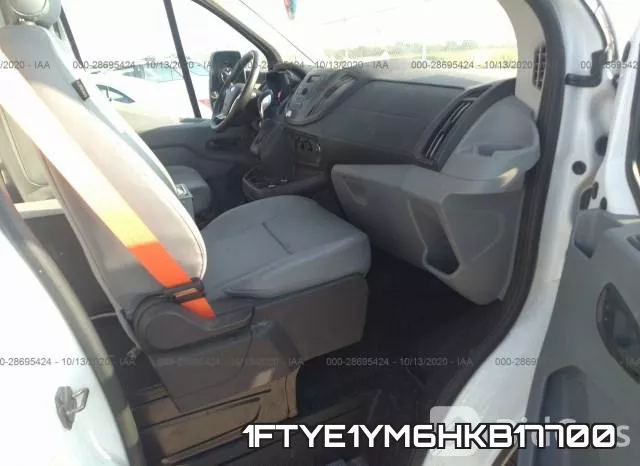 1FTYE1YM6HKB17700 фото 6