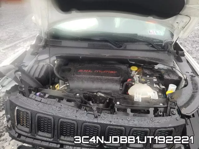 3C4NJDBB1JT192221 фото 8