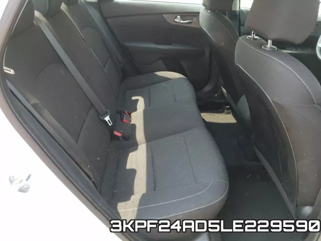 3KPF24AD5LE229590 фото 7