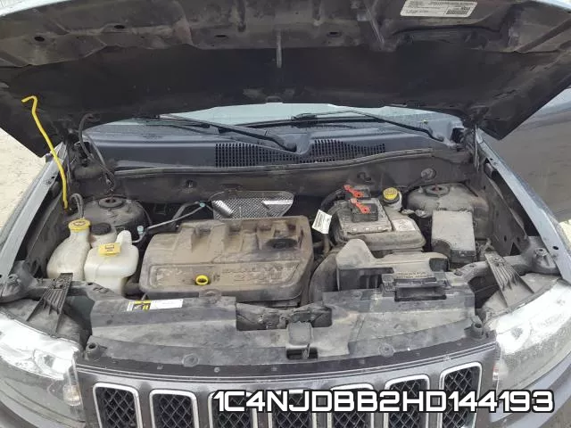 1C4NJDBB2HD144193 фото 8