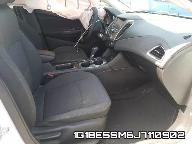 1G1BE5SM6J7110902 фото 6