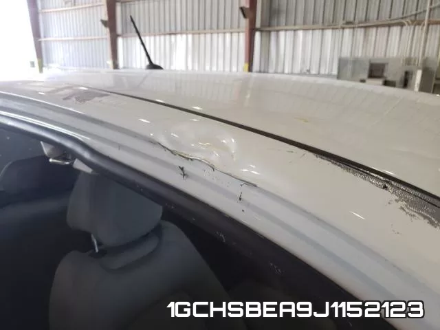 1GCHSBEA9J1152123 фото 10