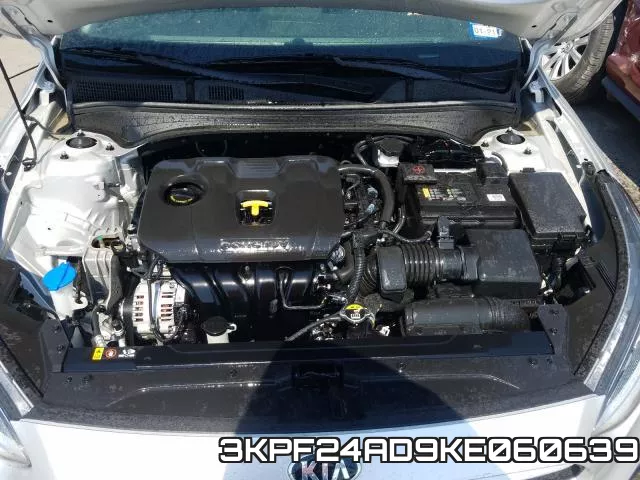 3KPF24AD9KE060639 фото 8