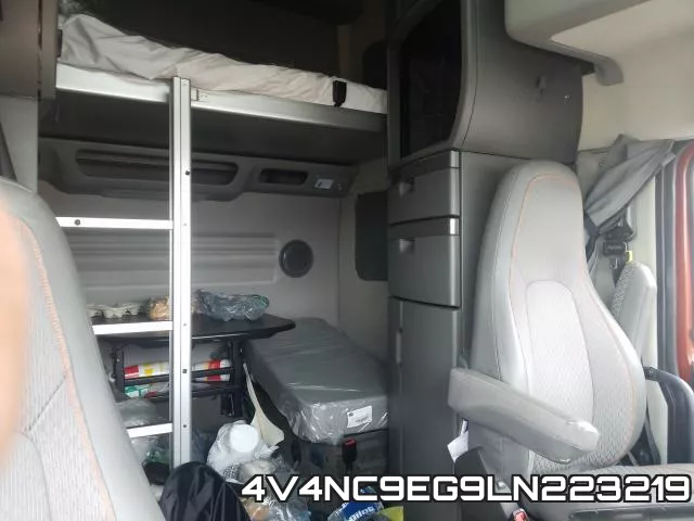 4V4NC9EG9LN223219 фото 7