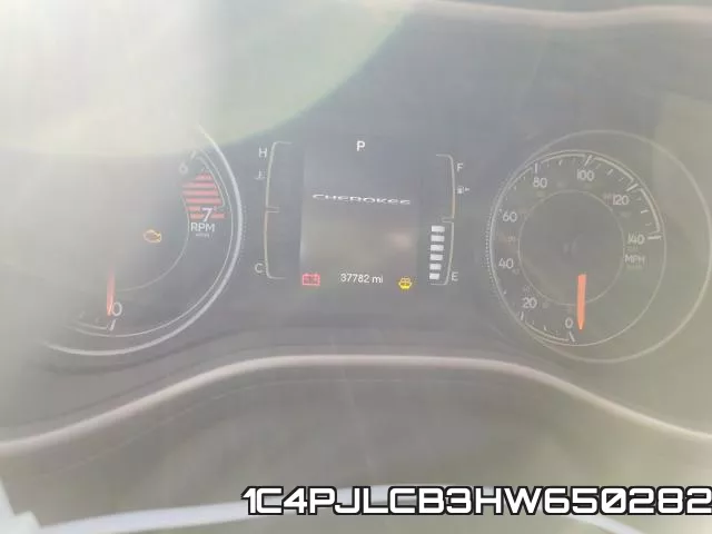 1C4PJLCB3HW650282 фото 8