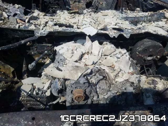 1GCRCREC2JZ378064 фото 8