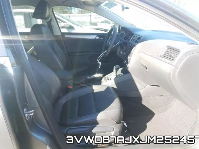 3VWDB7AJXJM252457 фото 6