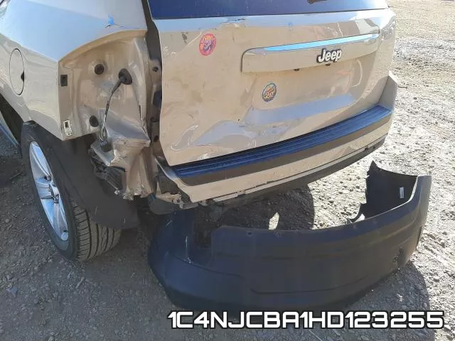 1C4NJCBA1HD123255 фото 10