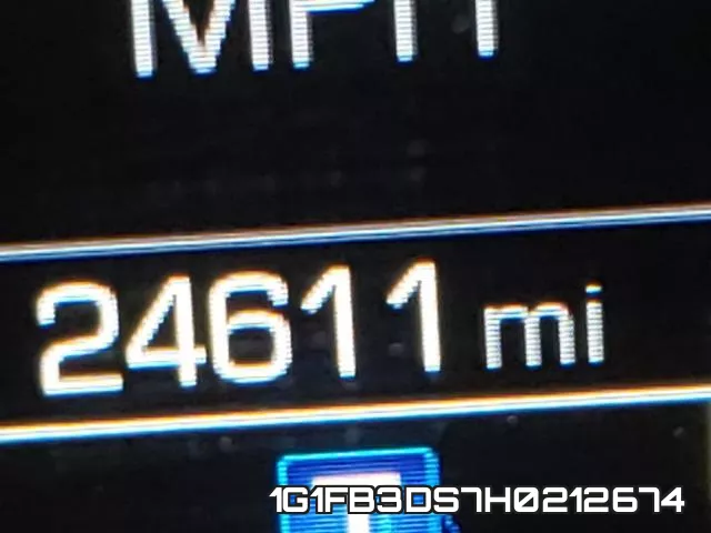 1G1FB3DS7H0212674 фото 9