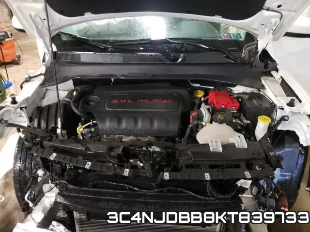 3C4NJDBB8KT839733 фото 8