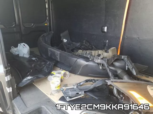 1FTYE2CM9KKA91646 фото 10