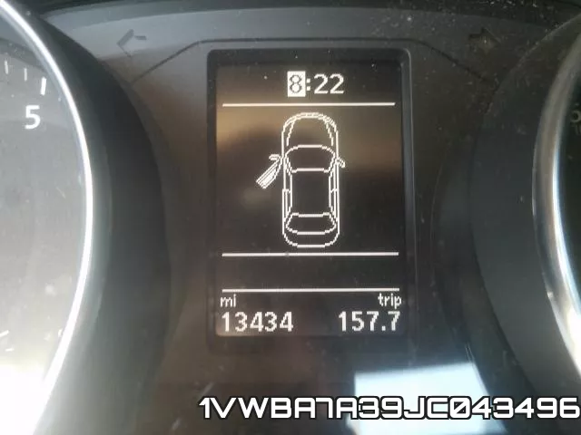 1VWBA7A39JC043496 фото 8