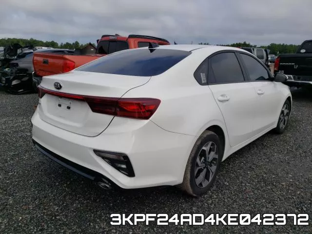 3KPF24AD4KE042372 фото 5