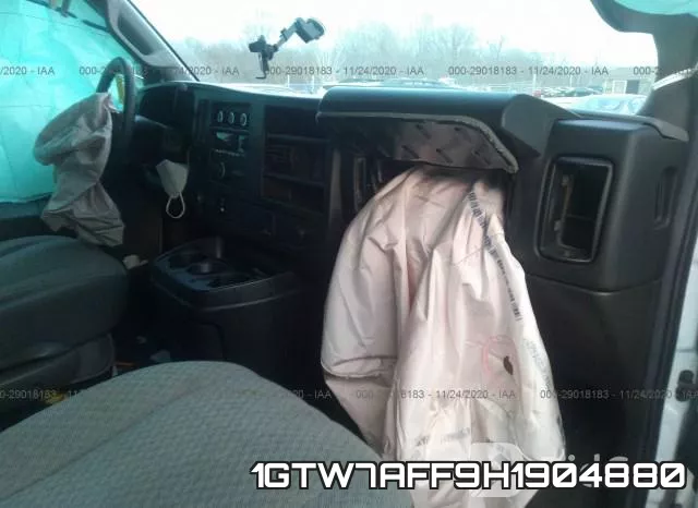1GTW7AFF9H1904880 фото 6