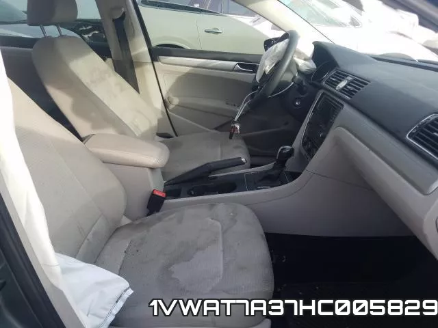1VWAT7A37HC005829 фото 6