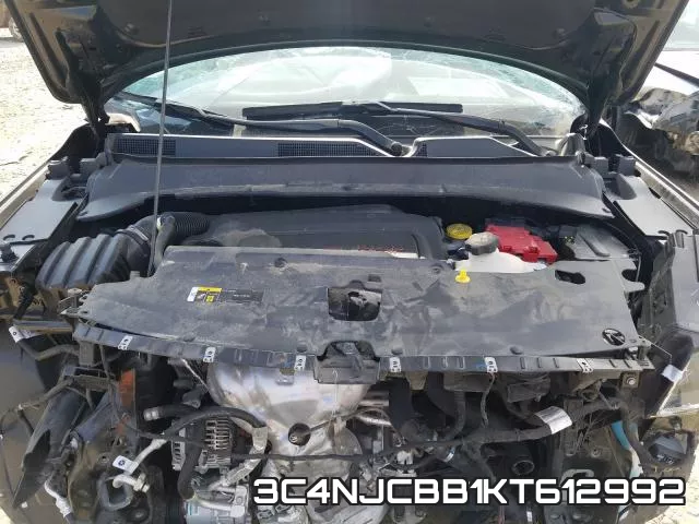 3C4NJCBB1KT612992 фото 8