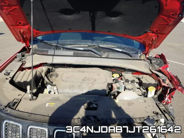 3C4NJDAB7JT261642 фото 6