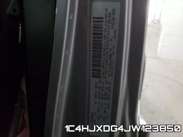 1C4HJXDG4JW123850 фото 2