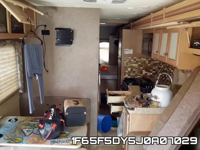 1F65F5DY5J0A07029 фото 6