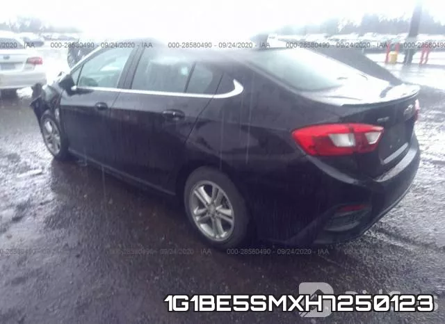 1G1BE5SMXH7250123 фото 4