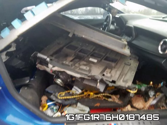 1G1FG1R76H0187485 фото 6