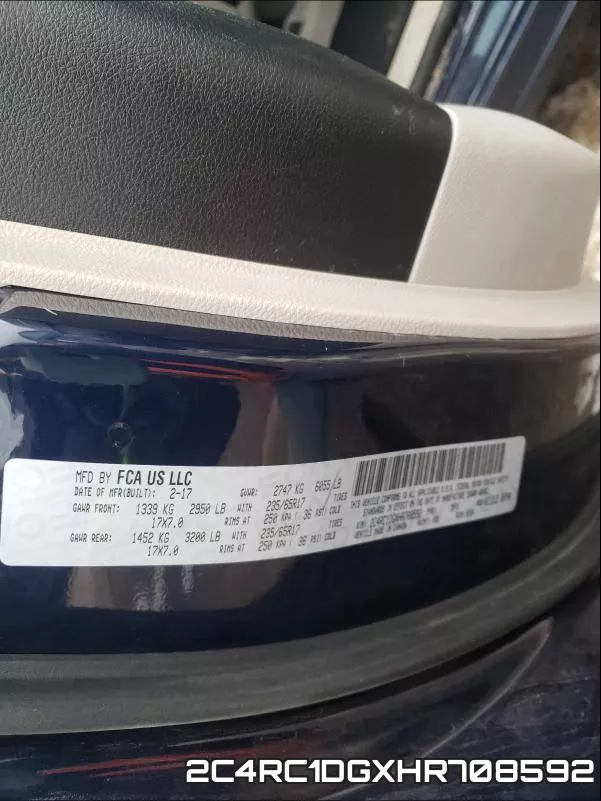 2C4RC1DGXHR708592 фото 2