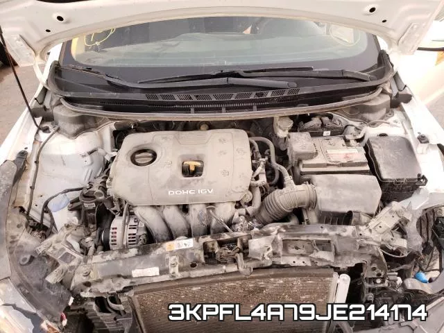 3KPFL4A79JE214174 фото 8