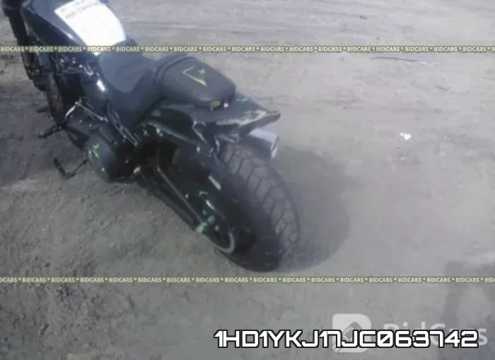 1HD1YKJ17JC063742 фото 4