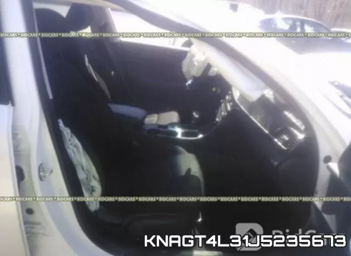 KNAGT4L31J5235673 фото 6