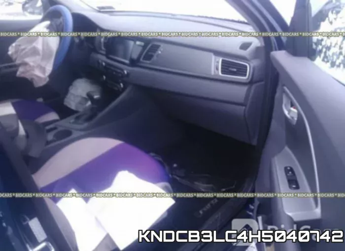 KNDCB3LC4H5040742 фото 6