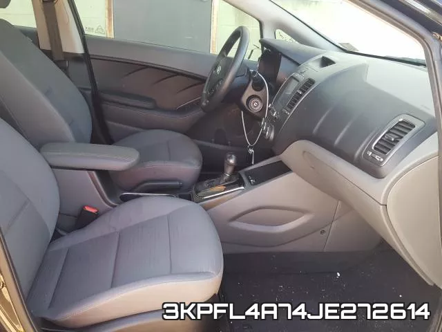 3KPFL4A74JE272614 фото 6