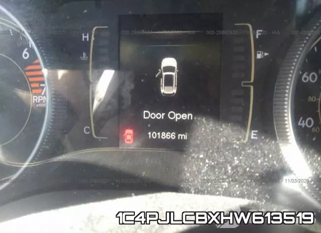 1C4PJLCBXHW613519 фото 8