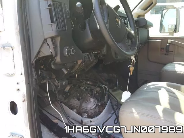 1HA6GVCG7JN007989 фото 9