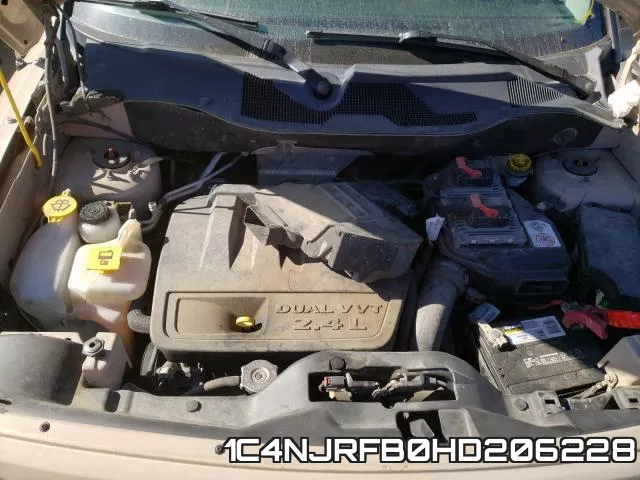 1C4NJRFB0HD206228 фото 8