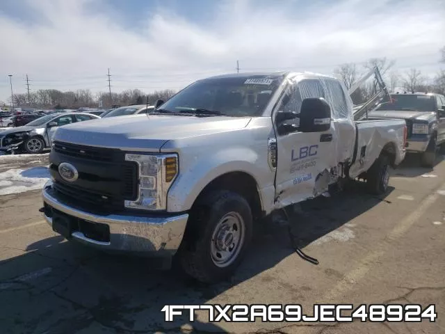 1FT7X2A69JEC48924 фото 3