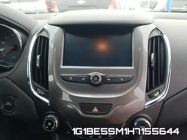 1G1BE5SM1H7155644 фото 9