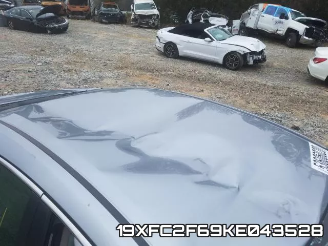 19XFC2F69KE043528 фото 10