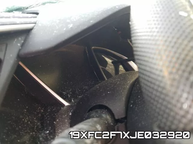 19XFC2F7XJE032920 фото 8