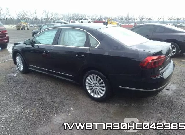 1VWBT7A30HC042385 фото 4