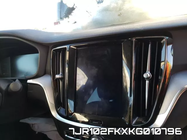 7JR102FKXKG010796 фото 10