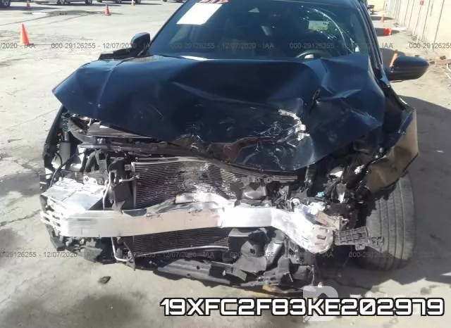 19XFC2F83KE202979 фото 7