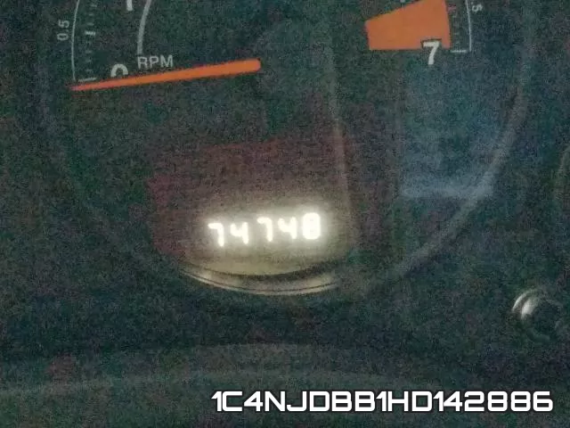1C4NJDBB1HD142886 фото 9